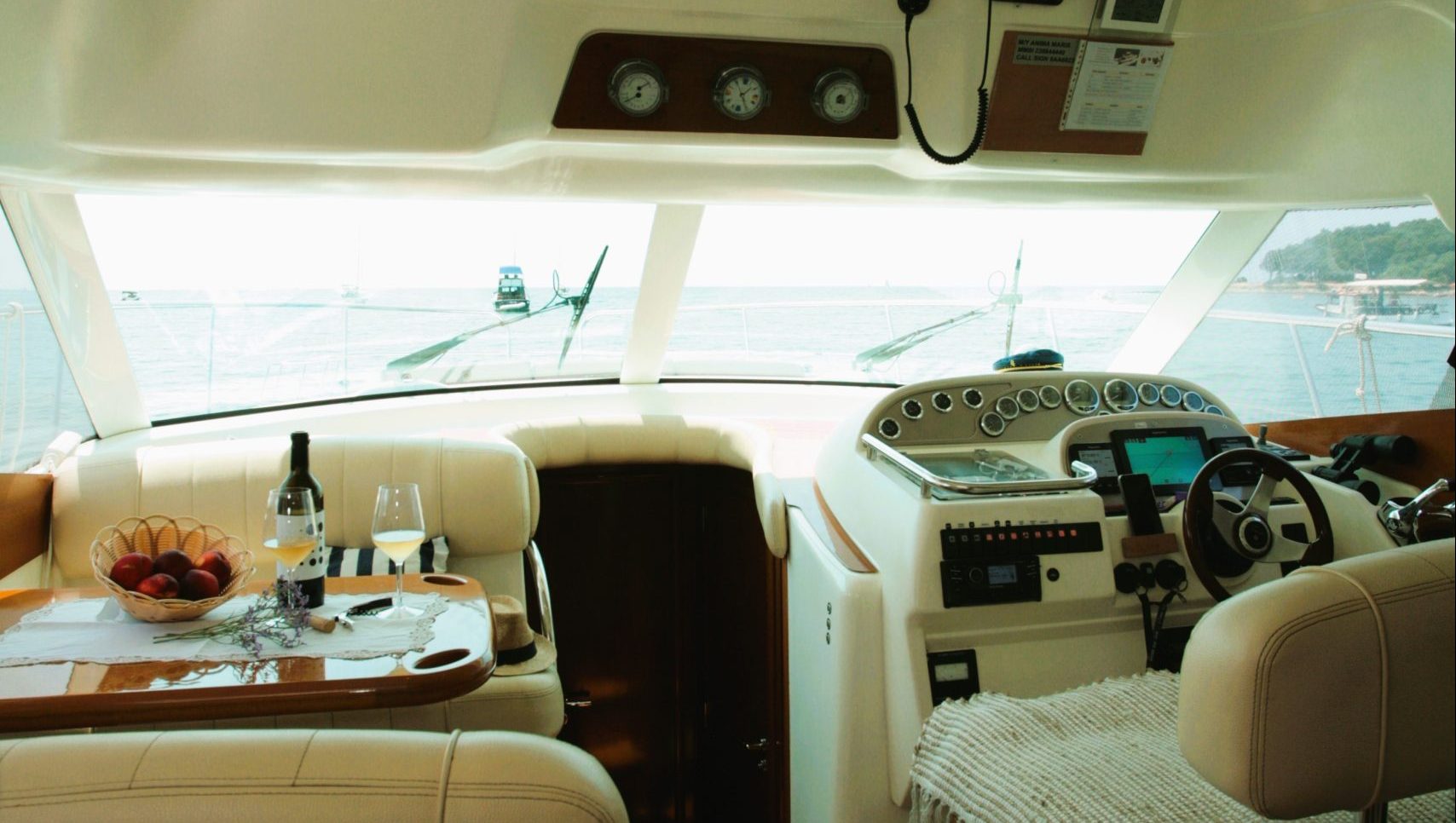 Rent a Luxury Yacht-14